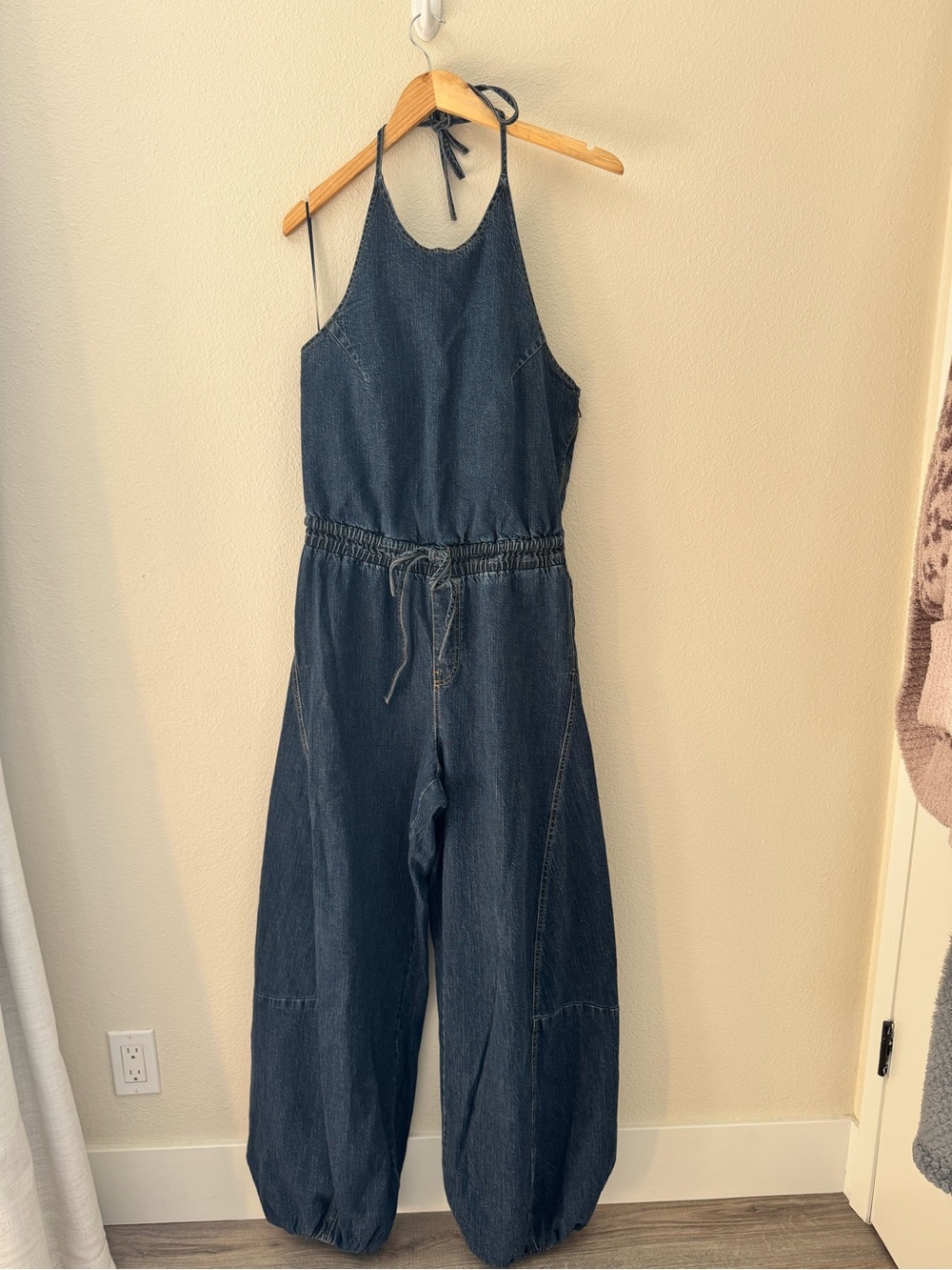 Abercrombie & Fitch Dark Blue Balloon-Leg Jumpsuit - Picture 3 of 9
